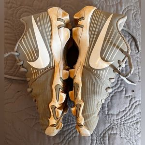 Girls softball cleats size 3 youth